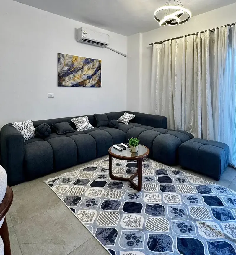 غرفة للايجار اليومي في مدينتي بريفادو
