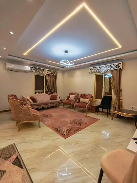 شقة مفروشة للإيجار في كمبوند زايد هايتس بالشيخ زايد