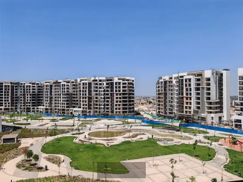 شقة للإيجار في ZED West Towers بالشيخ زايد