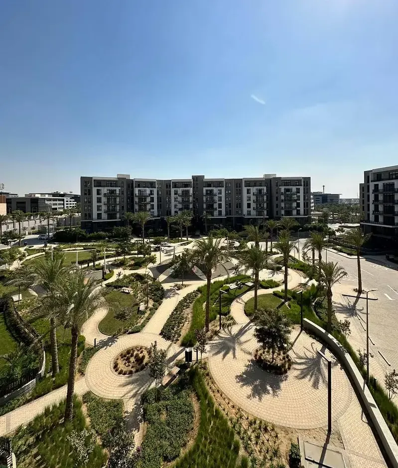 200 sqm apartment in Cairo Festival City, 5th Settlement