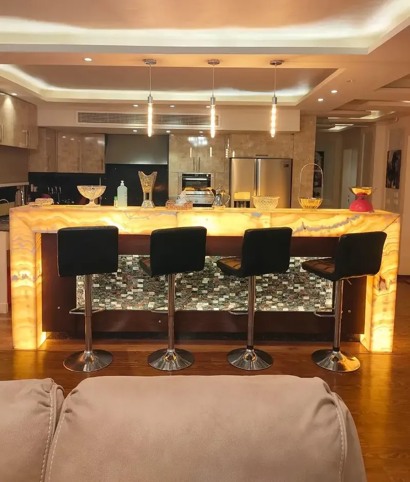 Hotel apartment in Marvel Compound, in front of the American University