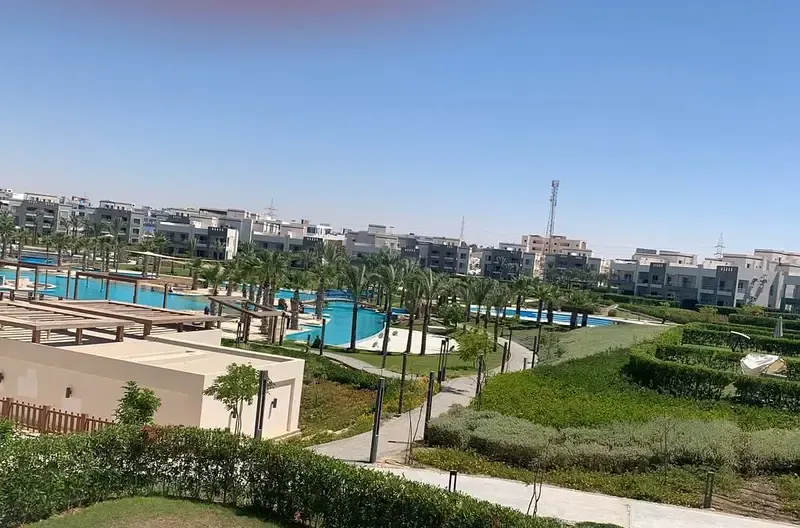 شاليه للايجار في امواج الساحل الشمالي على البحيرة