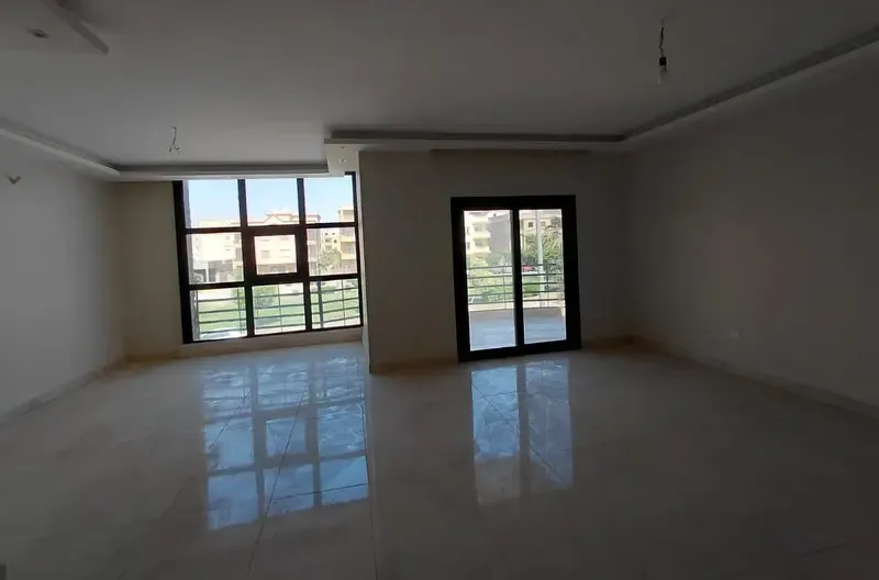Villa for rent in New Cairo - Ultra Super Lux finishing
