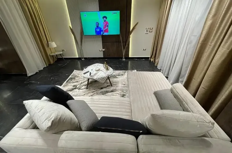 Furnished Villa for Daily Rent in Sheikh Zayed, Beverly Hills Compound