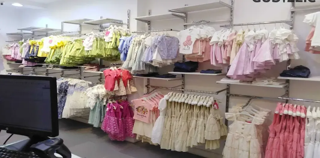 76 sqm Super Lux shop in Talaat Harb, Downtown