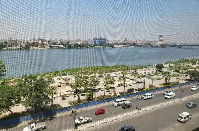 شقة بانوراما على النيل مباشر