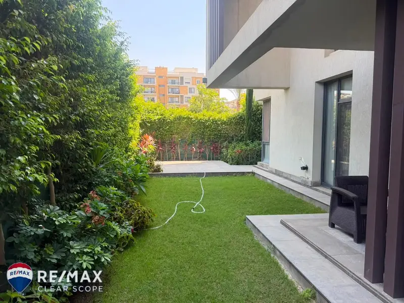 Furnished apartment for rent in Sodic East with a private garden