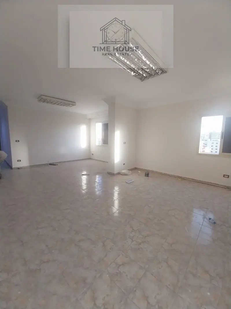 Office for rent near Al-Merghany Street and College of Girls Metro