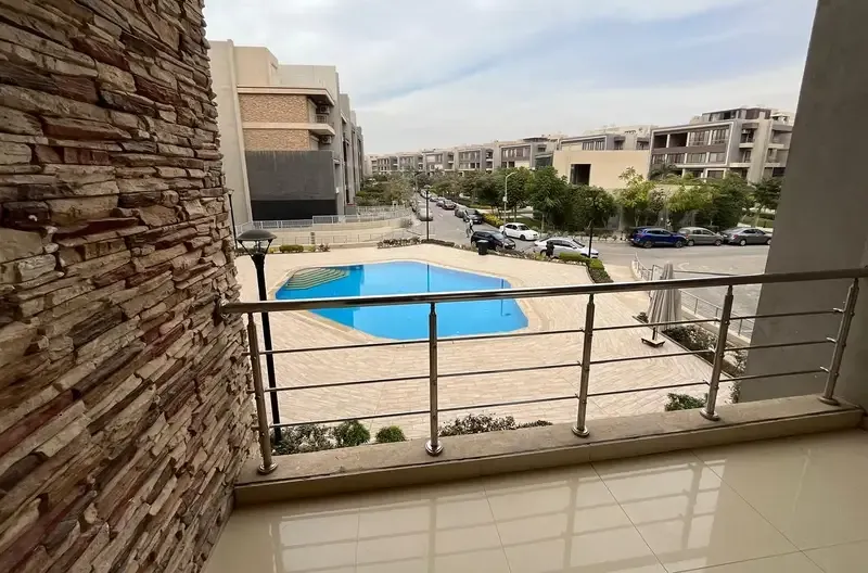 شقة للإيجار في كمبوند ميدتاون بالتجمع الخامس