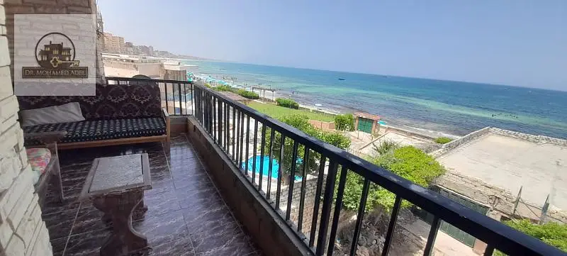 شقة دور كامل على البحر في العجمي البيطاش للعطلات