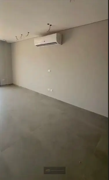 شقة للايجار في كمبوند فيلدج ويست - الشيخ زايد