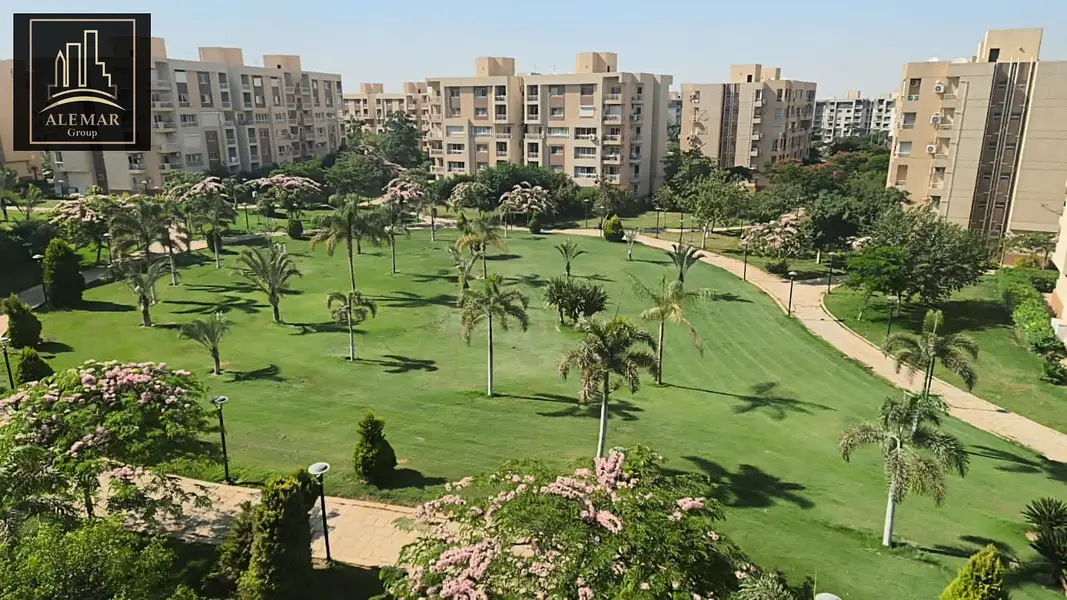 200 sqm apartment for rent in Madinaty B11 | Wide Garden and Sea Breeze