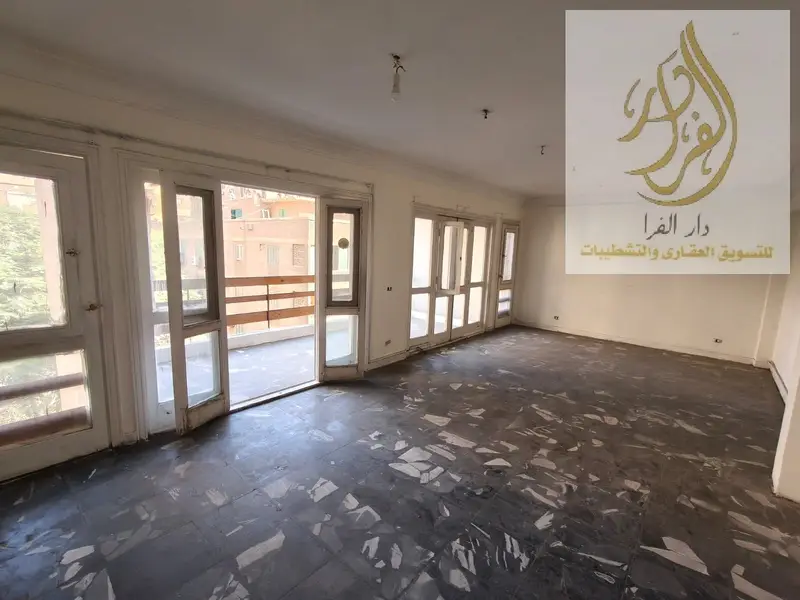 Apartment for rent in Mohandessin, off Al Batal Street, super lux