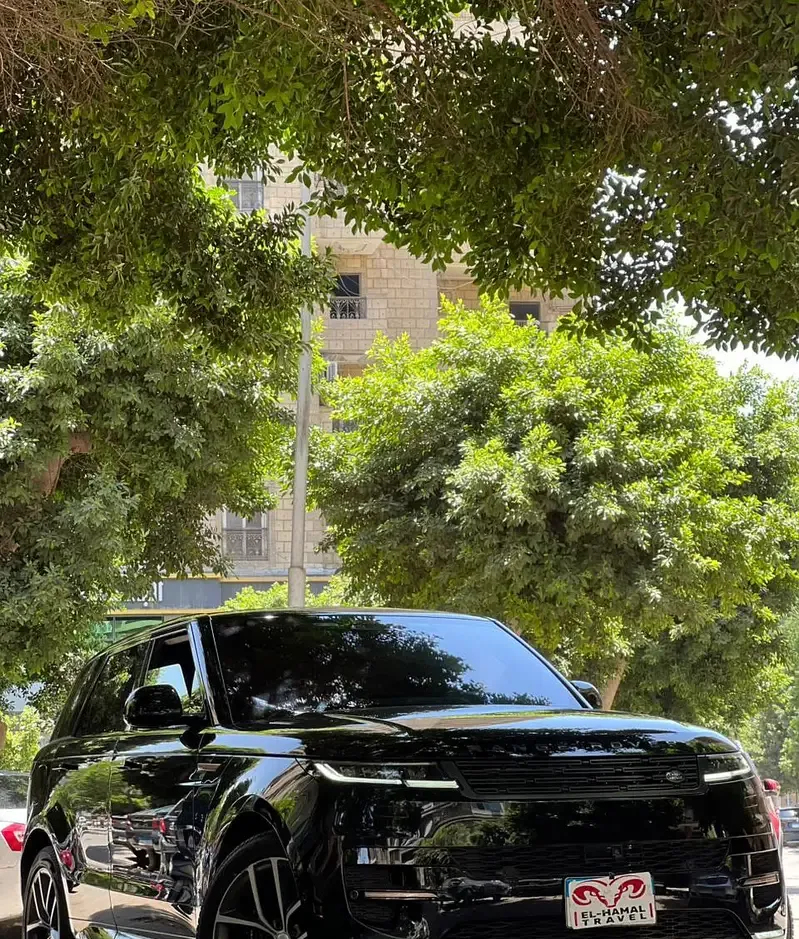 Range Rover موديل 2024 للإيجار