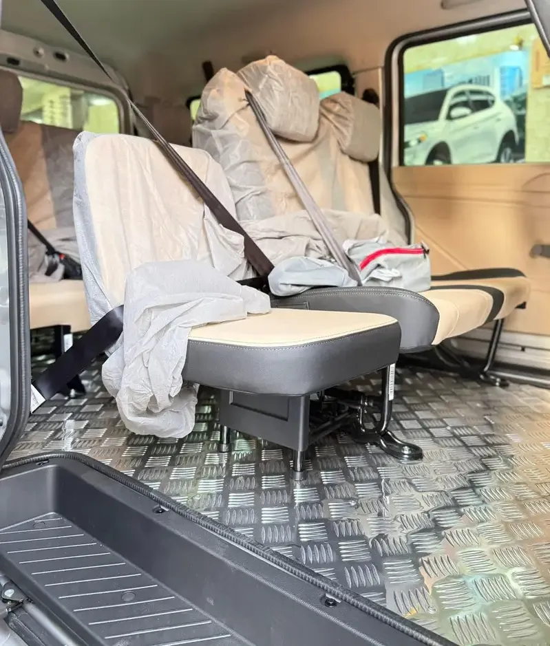 Chevrolet Van 7 Seater for Daily Rent with Driver