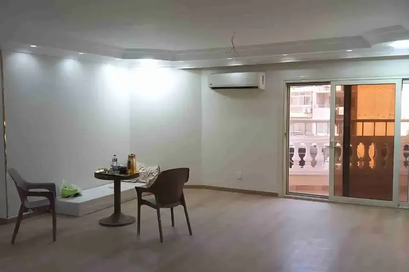 Fully air-conditioned new law apartment in Dokki, El Mesaha Square