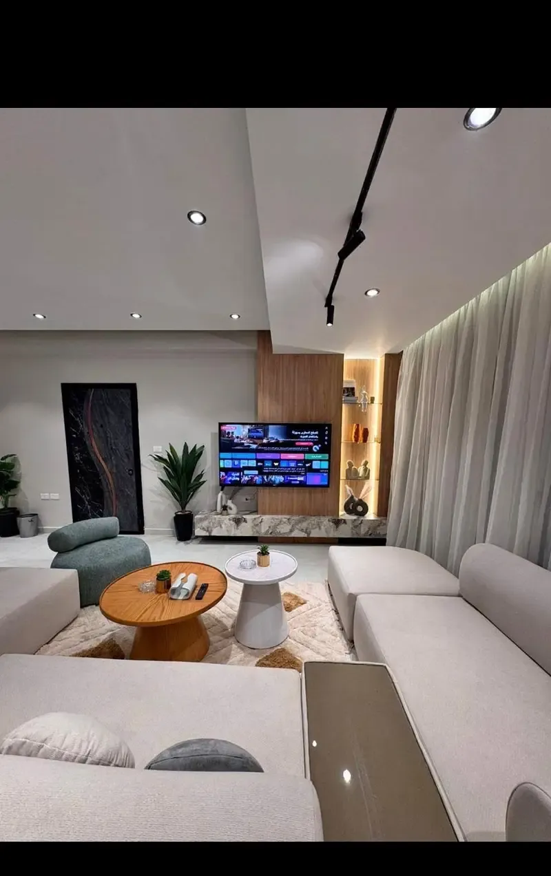 Furnished apartment for daily rent in Sheikh Zayed - Beverly Hills Compound