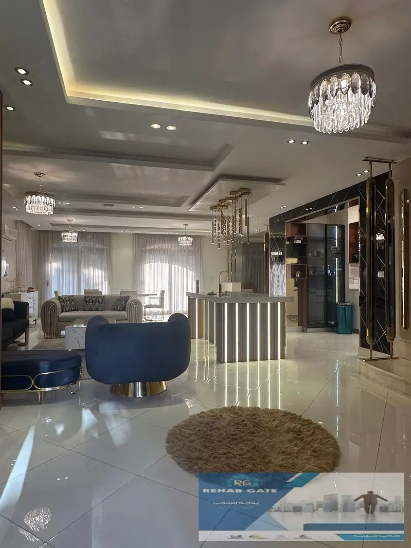فيلا مفروشة للإيجار في الرحاب مستقلة بحمام سباحة أول سكن