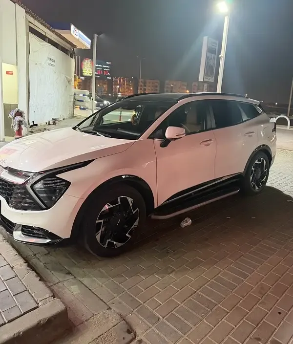 سبورتاج لونج شاسيه 2025 للإيجار