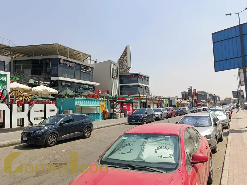 Commercial store for rent on South 90 Street