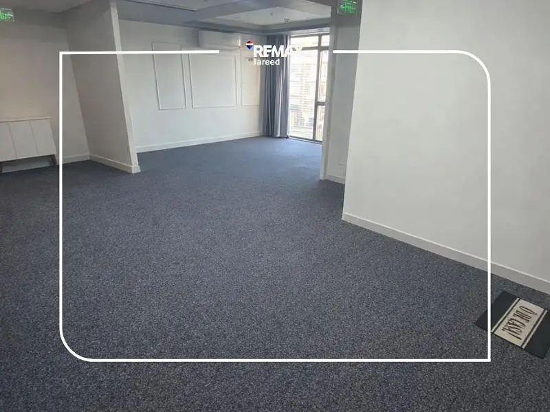 Office or Clinic for Rent in The Courtyard Sheikh Zayed