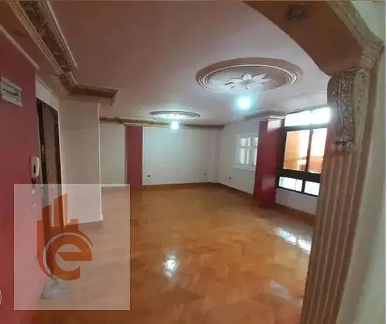 130 sqm apartment for rent in Smouha, Mostafa Kamel Street