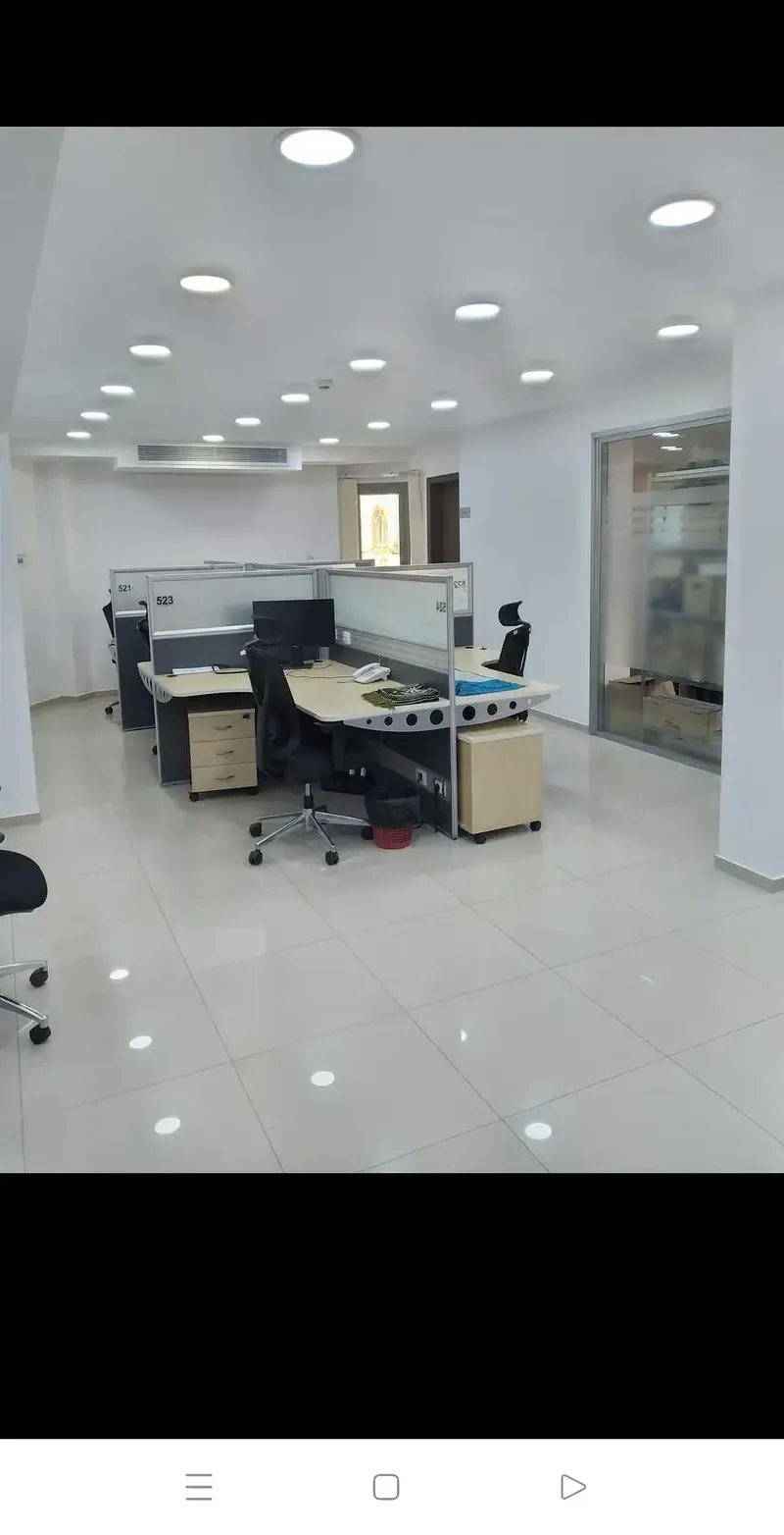 Administrative headquarters for rent, 750 sqm with private entrance